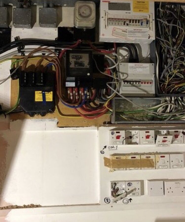 Make_It_Right's tweet image. Found this one on Instagram #electricalfail