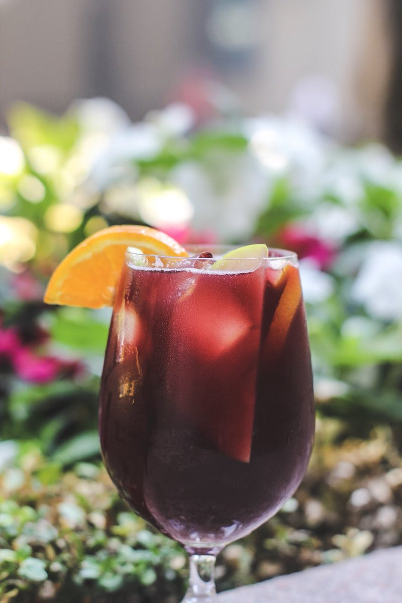 Hot days call for cold sangria - only $7 all night long every Wednesday! 🍹#DivaAtTheMet