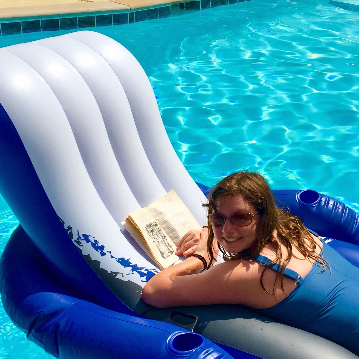 letsgettothepo2's tweet photo. Homeschooling at its finest!  Learning should be FUN!!! 

•

#homeschooling, #books, #learning, #knowledgeispower, #travel, #family, #adventure, #ourretreat, #getoutside, #play, #pool, #workhard, #playhard, #extendingsummer, #letsgettothepoint https://t.co/lsDWyC303H