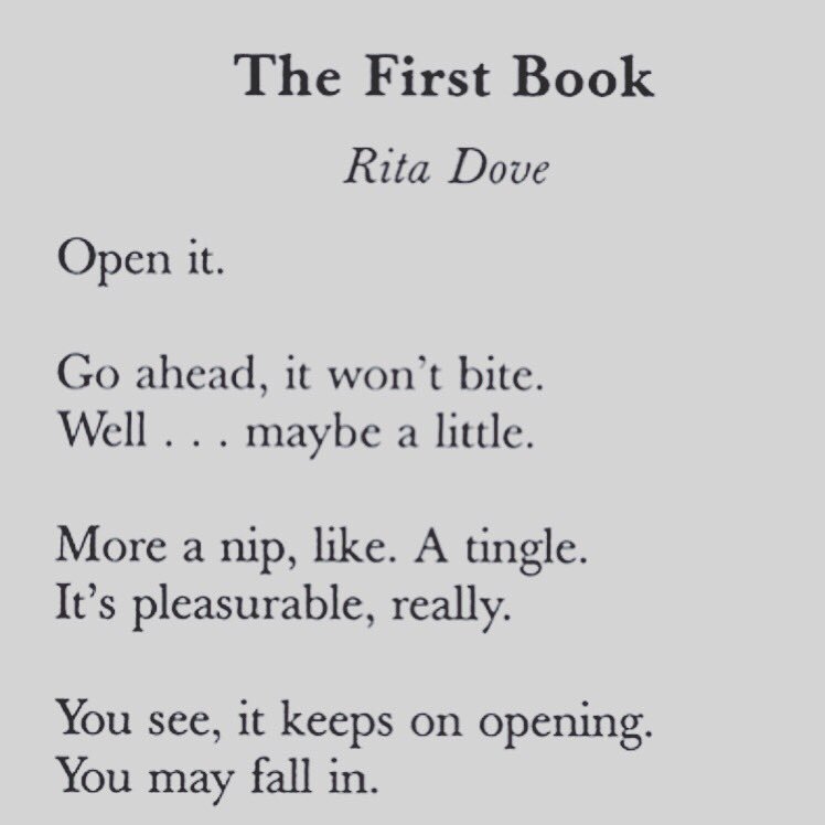  Happy Birthday to poet and essayist, Rita Dove!  