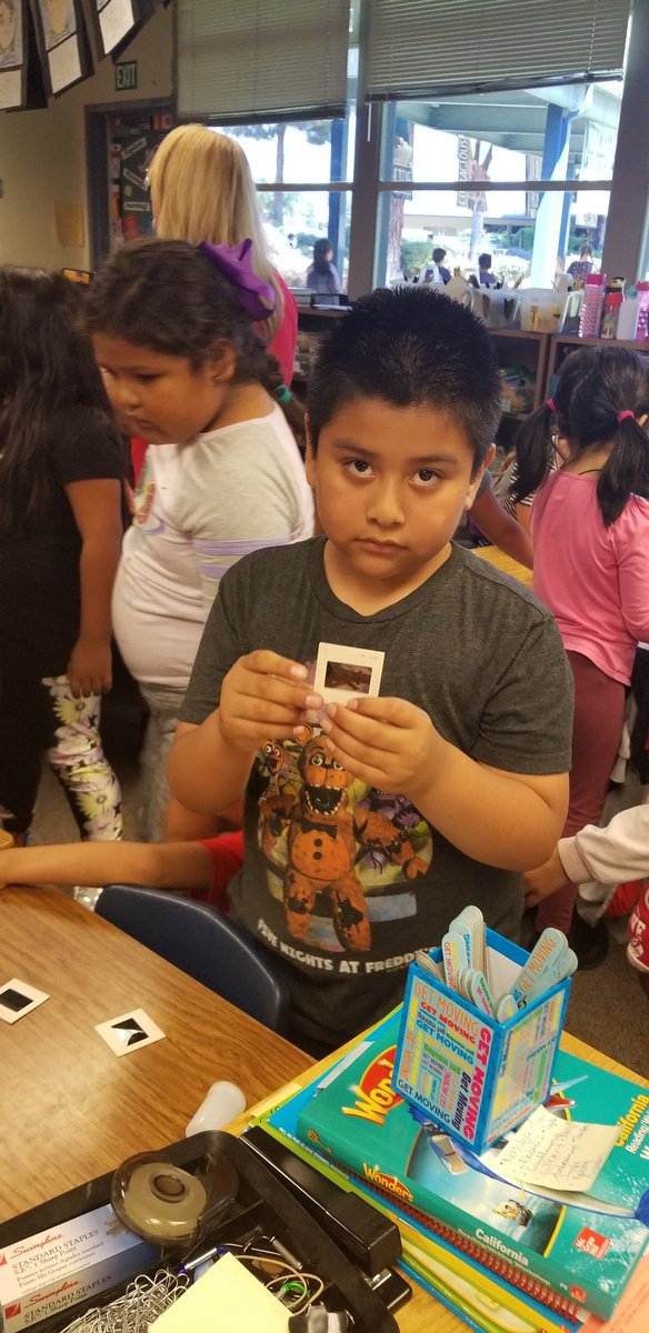 DColynyk's tweet photo. #laspositaslions
#1team1vision
#ibpyp
Wow! Here's our first provocation of the year for our "Who We Are" unit. Students made observations about artifacts from the past! Students were inquirers, open-minded, and curious! What a way to launch our upcoming unit!!! https://t.co/1ppBrRfPXt
