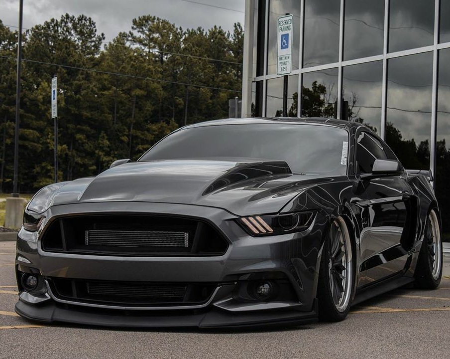 ModdedMustang's tweet photo. #Epic
#mustang #mustangparts #moddedmustang #lasvegas Follow @moddedmustang
Credit from @supermariobruh (@get_regrann) ————————————————————————
#AirliftPerformance #3p #DiodeDynamics #Trufiber #Bagged #SlammedStangs #MustangFanClub #VikingPerformance #SVT #Supercharged https://t.co/oombJGdFKY