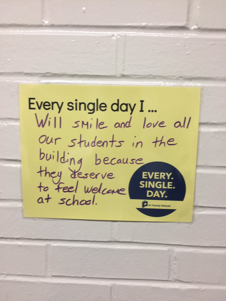 dorisrankins16's tweet photo. The commitment from Belvoir School #PCSEverySingleDay! @PCS_NC @Belvoir_Eagles #pcsMTSS https://t.co/LbxNEY1evd