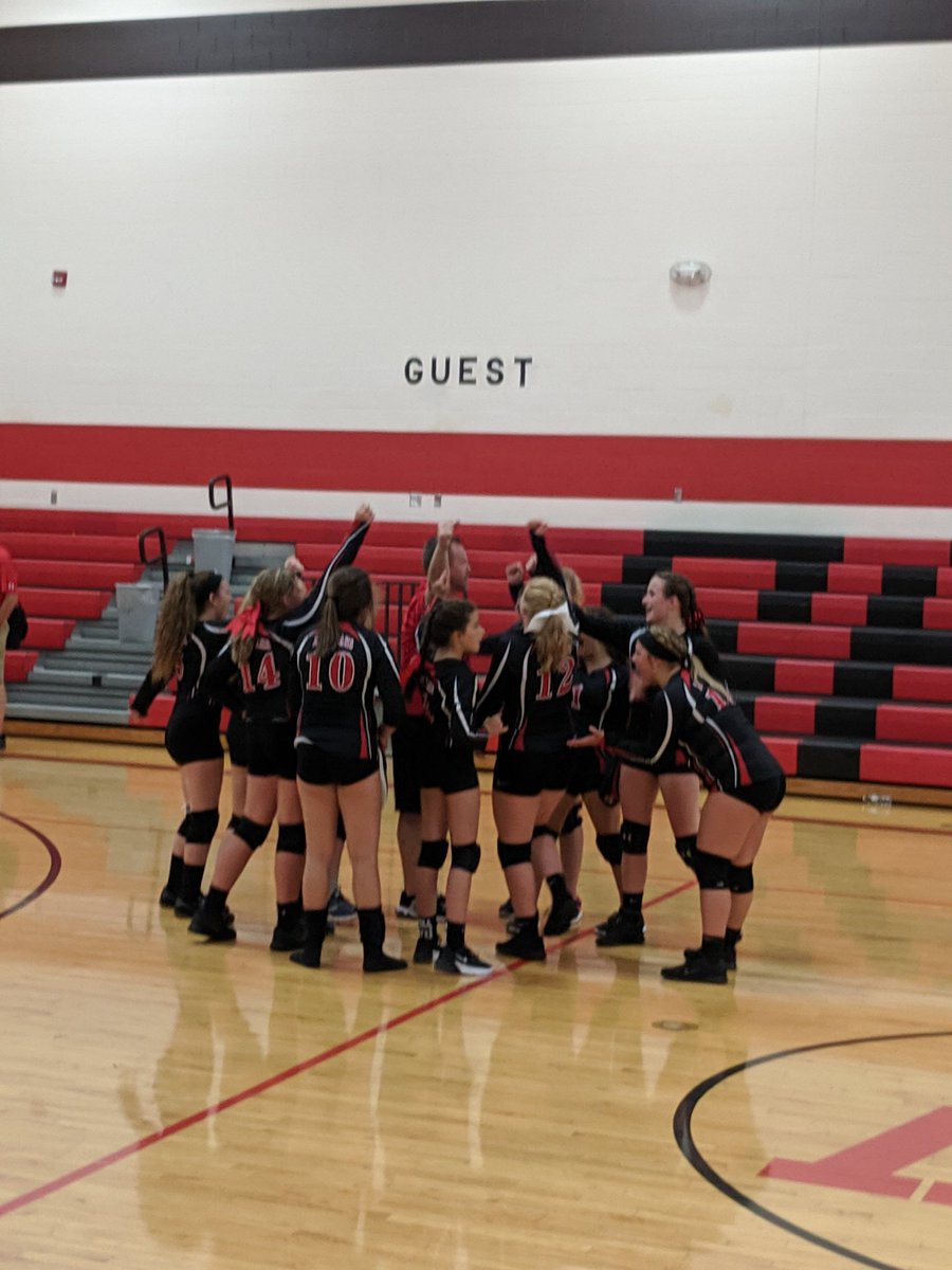 Junior high volleyball splits with Kenton. 7th grade falls 25-8, 25-10. 8th grade prevails in an exciting match 25-9, 27-25. Our junior high student-athletes did a great job. #GoRams