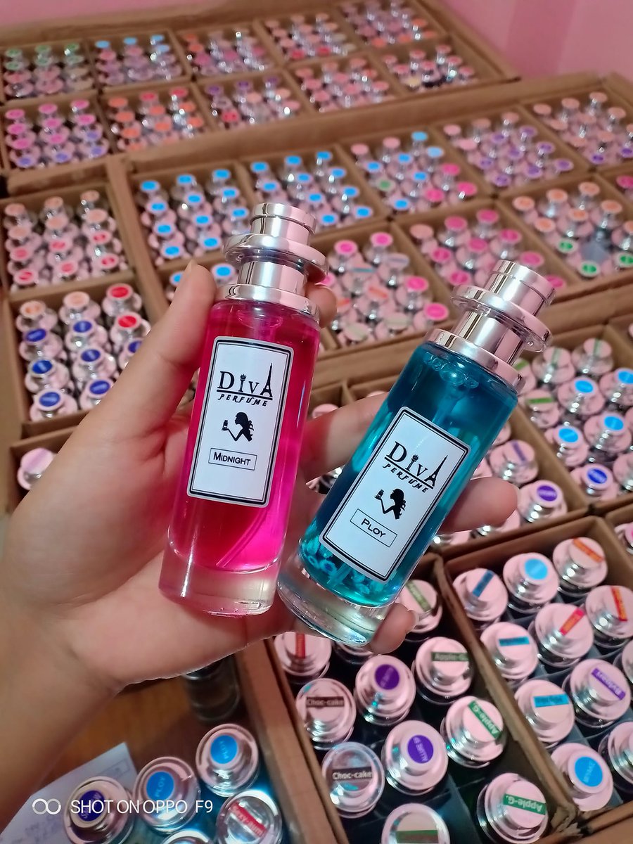 WhitePerfectSu's tweet photo. #น้ำหอมดีว่า ออกง่ายๆ❤
👉เกรดพรีเมี่ยม กลิ่นหอมติดทน
👉 ขนาดพกพา 35 ml. ขวดล่ะ 100.- 
👉มีให้เลือกมากกว่า 78 กลิ่น
⛔ เหมาะสำหรับนักเรียน  ⛔ นักศึกษา
⛔ หนุ่มสาวทุกเพศทุกวัย ⛔ ทุกอาชีพ

🚩สอบถาม #สมัครตัวแทนขายสร้างรายได้💸💸💸 👉ขายทุกวัน ปลีก~ส่ง 👇
🌐https://t.co/SQS7Y4xgy7 https://t.co/N5Z68FMRDC