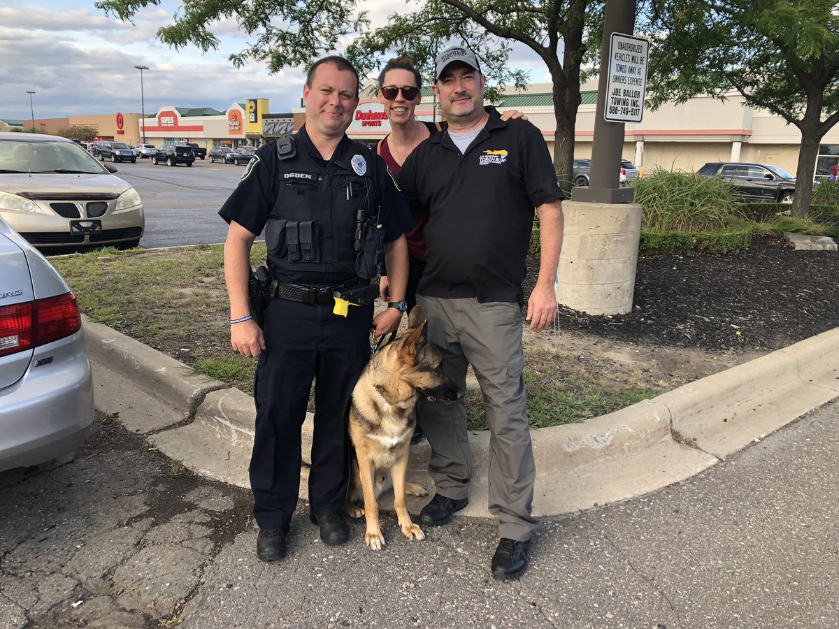 RobertLeduc12's tweet photo. Applebee’s tip a cop was a great success tonight thank you to all who participated the Macomb Correctional LETR volunteers thank you all @MichiganDOC @LETRforSO @SpOlympicsMI @karensolgot1 @MRFSgambati @Applebees @mcoreports @MDOCCFA https://t.co/LqNgW6zAa1