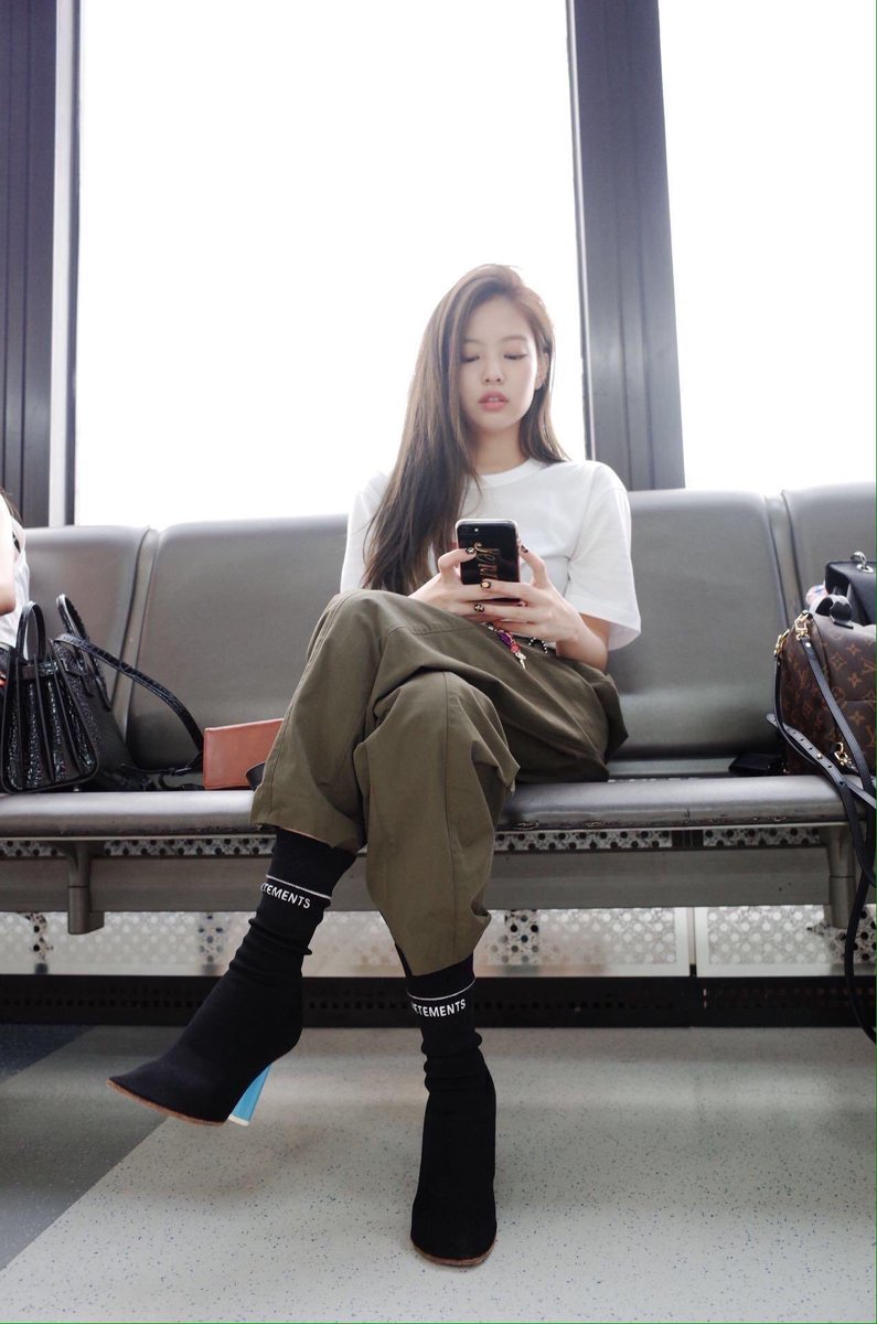 Blackpink_Englot(Smiley) tweet media