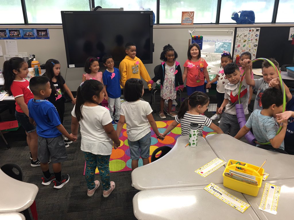 Elizabeth Rodgers tweet media