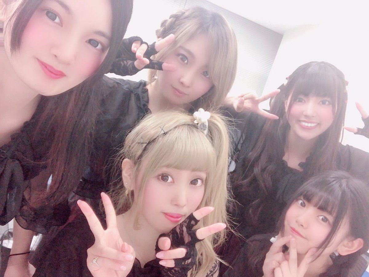 rikako_stayblue's tweet photo. 🎀リミコのライブ🎀
8/31(土) 川崎クラブチッタさん
→2公演!!
9/1(日) Club asiaさん
渋谷Gladさん
→2会場連動!!
池袋mismatchさん
#LimitedCode https://t.co/BgUPyKfO64