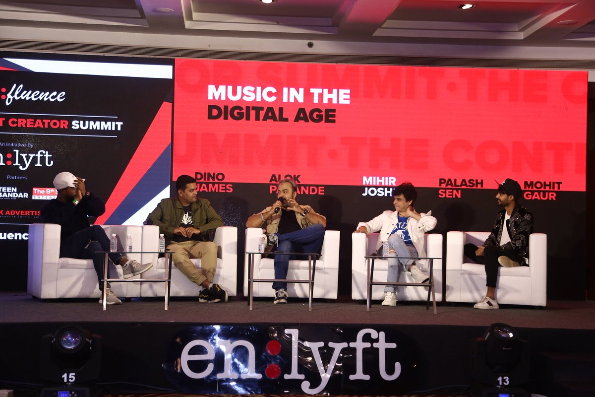 unmeshashokrao's tweet photo. #Enfluence #enlyft #mihirjoshi #anaghapr #anaghaprandevents #wwehost #GIMAawardWinner #SPNindiaSports #hindi #commentator #sportscommentator #mihirjoshimusic @mihirjoshimusic https://t.co/Px0qBUvab9