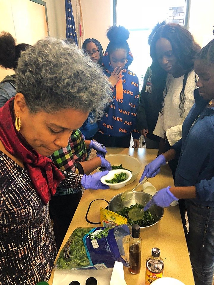 CBMLA_'s tweet photo. The Welcome to Womanhood program mentors and motivates young women in 7th and 8th grade, and we are currently accepting applications for the 2019-2020 program year! There’s still time to apply, click the link for the application: https://t.co/Zda6UCkA1d https://t.co/4dmLoyzSew