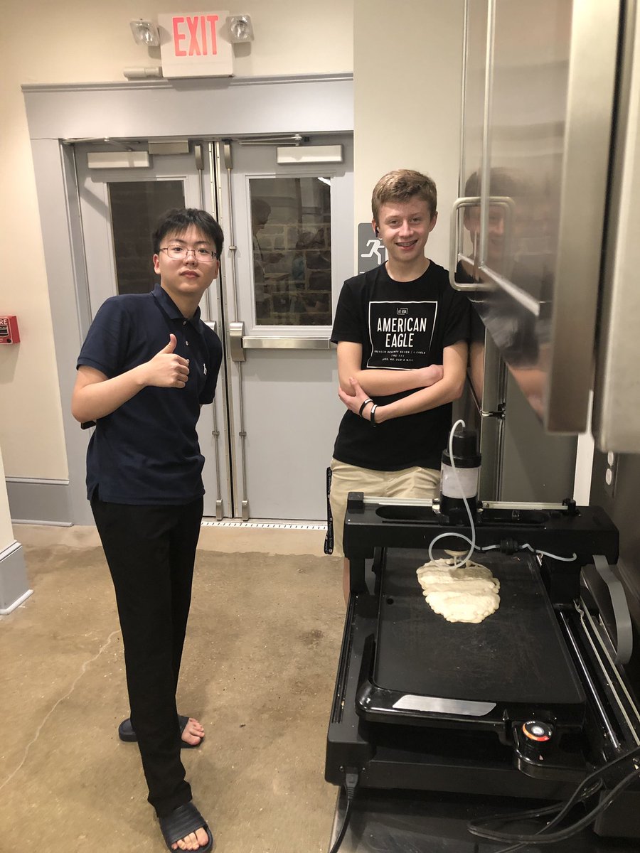 _goupil's tweet photo. First #pancakebot creation of the school year @PerkiomenSchool! Do you know who this yummy, golden treat is? https://t.co/X26xczbLL3