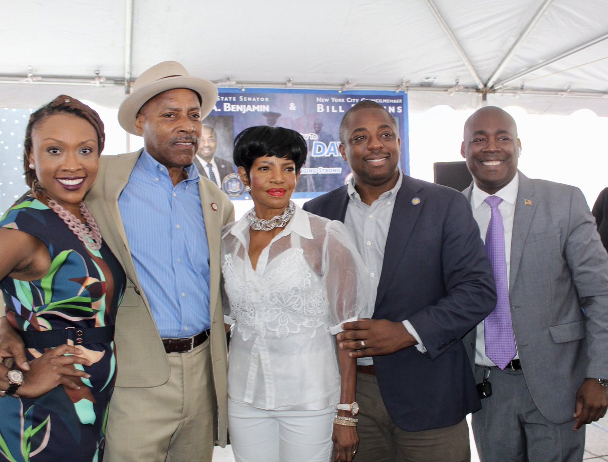 Harmongoff4NY's tweet photo. So glad to have organized and co-hosted Senator Benjamin’s & Councilman Perkins 3rd Annual Senior Day event. It was a wonderful event where we had over 1000 Seniors to RSVP and despite the rain the Seniors still showed up and showed out! I truly love Seniors! #TeamSenatorBenjamin https://t.co/6W6R05luMx
