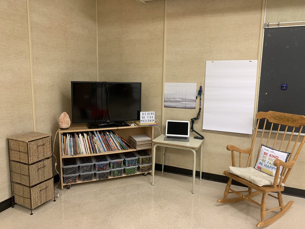 LisaS_yyc's tweet photo. Getting excited to begin! 💜@Guy_Weadick #daringclassrooms https://t.co/UAG8oD5iLl