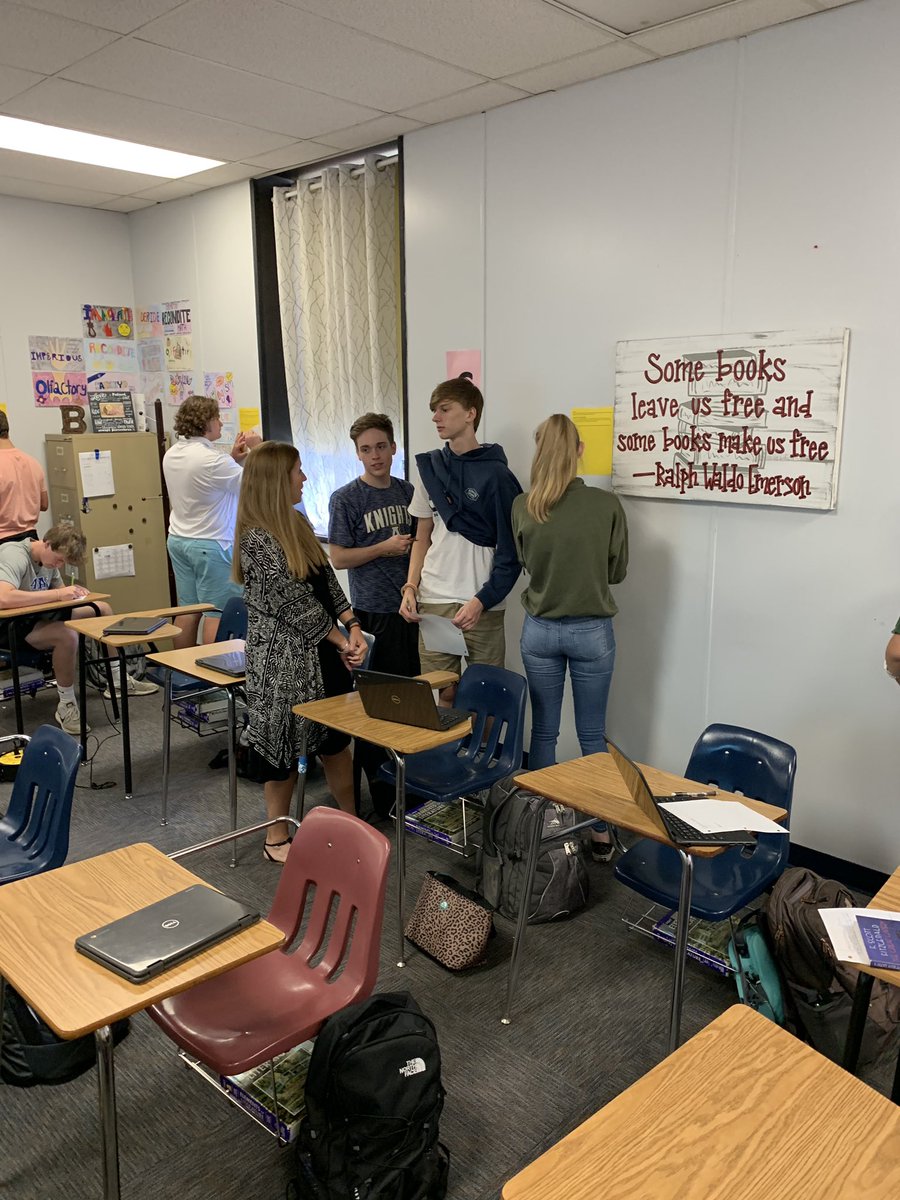 ArabHighSchool's tweet photo. Mrs. Bennefield and Mrs. Guger were helping students learn how to embed quotes. #ACSVision @ArabCitySchools https://t.co/9BNb0gkH0r