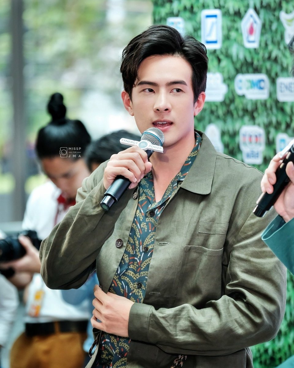 misspforjma's tweet photo. 190827 Press Conference - Give Green CBD: Synergy Power 2019

เข้าขากับพิธีกรดีเหลือเกิน​ คุยกันเพลินเลย

#jamesma
#เจมส์มาร์
#GiveGreenCBD
#EmpireTowerWeRun
#RunOneCup https://t.co/gIlG3UhB7e