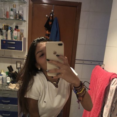 LuisellaMoya's tweet photo. #NuevaFotoDePerfil https://t.co/JpnkZ7Qkes