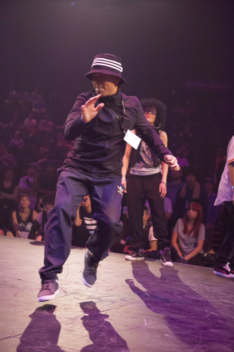Jasonjsik's tweet photo. Dancing not only opened doors and opportunities, it brought me life. 16 years and running. 

#BoysDanceToo #yycdance #jasonjsikdance https://t.co/YNRw9Nzk8e