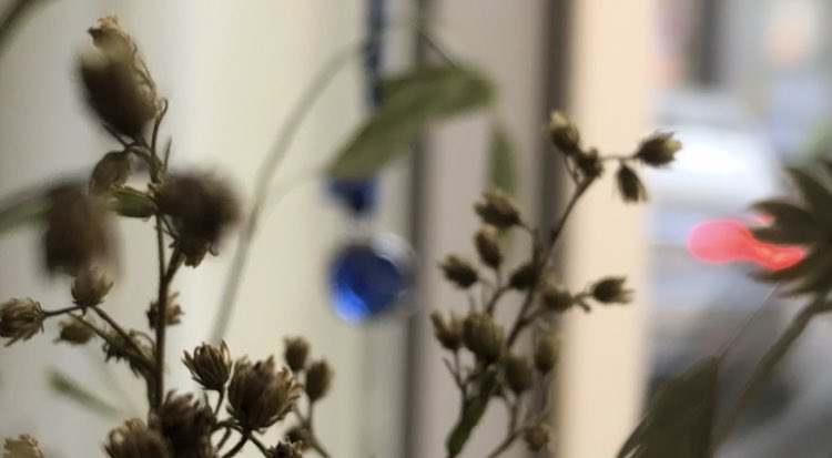 인천퀴퍼가 얼마 남지 않았네요•••
사진은 인천퀴퍼에서 제공될
드림캐쳐에 달린 이뿌니 돌이에요-!