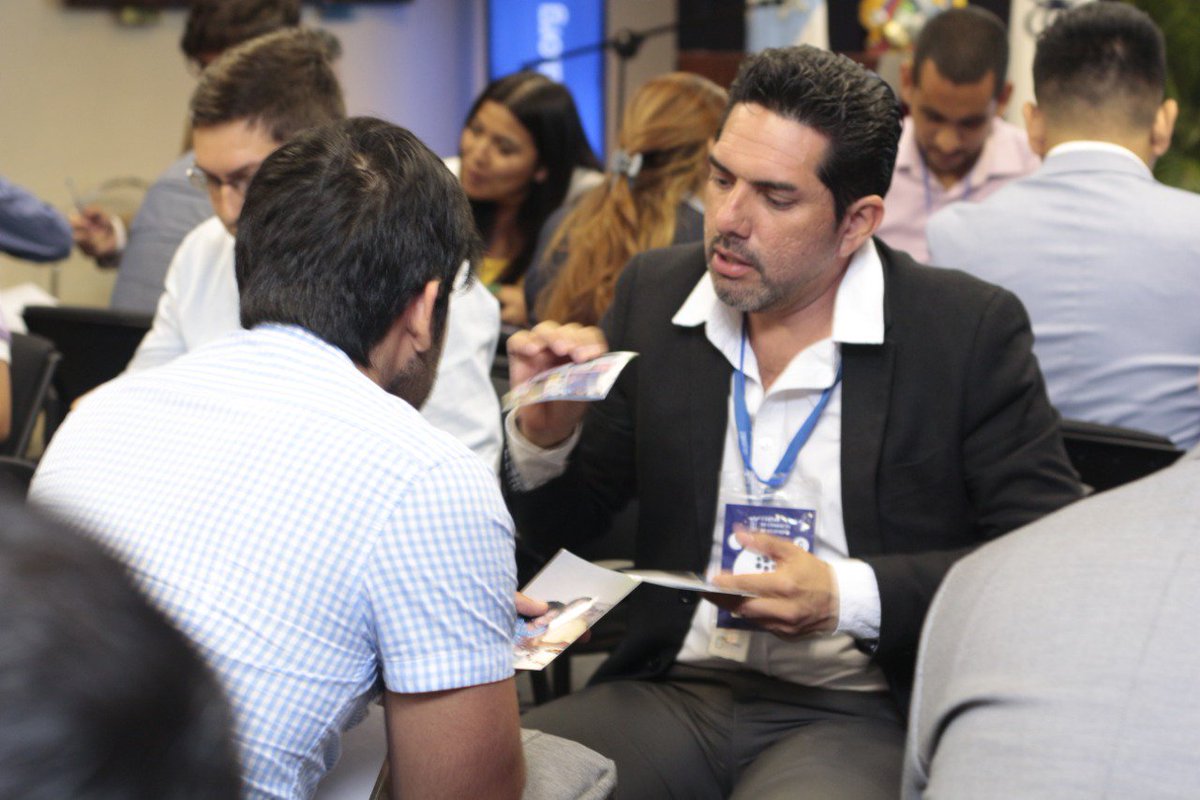 lacamaragye's tweet photo. #HOY, en #CCGSpeedNetworking 25ava. edición.
#CCG https://t.co/0kE65Li3bU