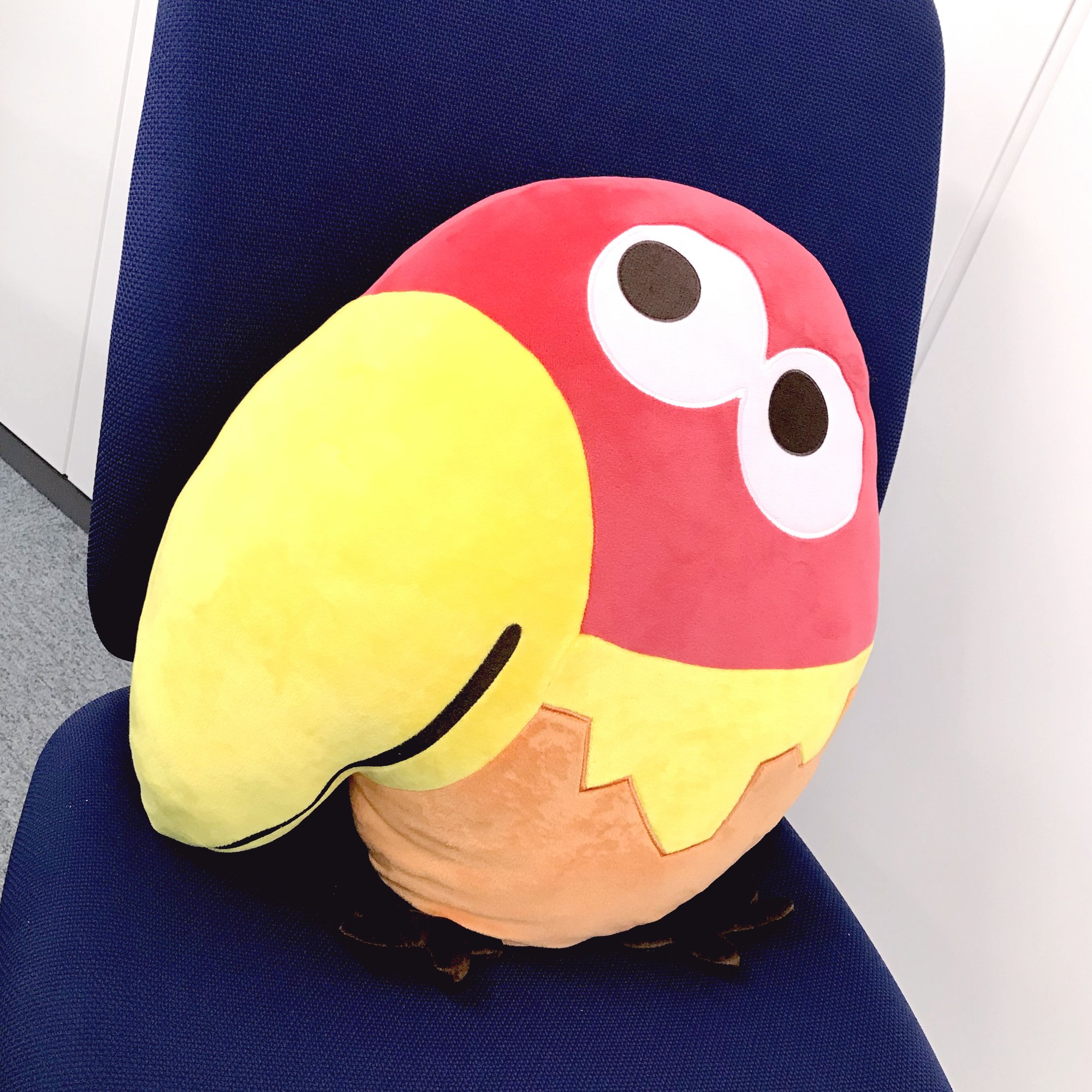 Amazon.co.jp: キョロちゃん もちもちダイカットクッション