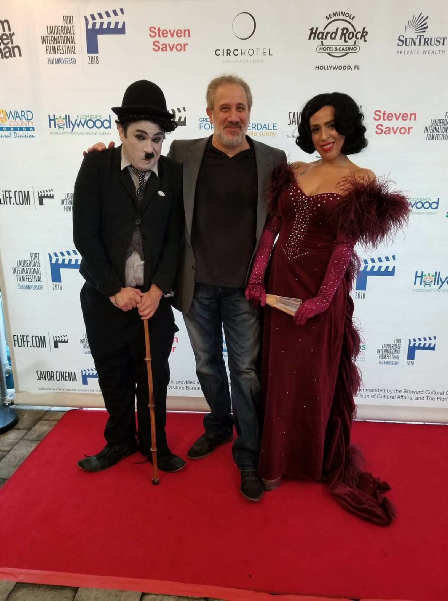 RealRichardSosa's tweet photo. Had a great time at the, "Fliff 2019 #PosterUnveilingParty"! Thank you, Michelle Fresita for having us as your special guests! โบ
#RichardSosa #Actor #Producer #Writer #SupportTheArts #Networking #SoFloEvents #SoFloFilmIndustry #SoFloFilmFestivals #Fliff2019 #SavorCinema https://t.co/Si1IOohbdh
