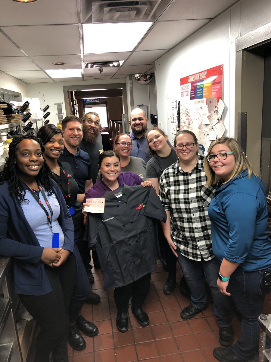 Roymascorros's tweet photo. Hi Welcome to Chili’s 🌶😀 again #3. 
The #chilisgrow continue -
Please join me in congratulating LaRhonda and Lillian on their Promotion to CSL, these girls have a bright future and I can’t wait to see you Chili’s grow. #chilisgrow #chilislove https://t.co/knHfEMKGgG