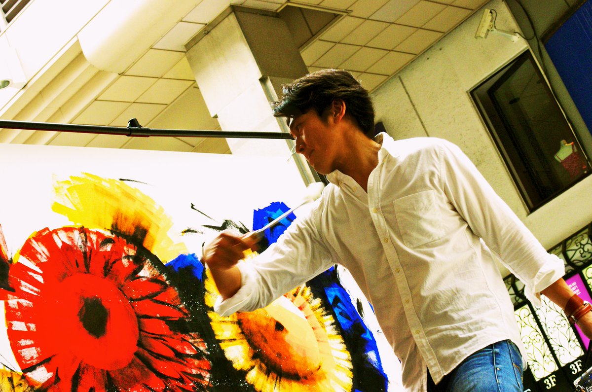 #学生限定
ART部門の審査員に「さとうたけし」さん(livepaint.jp/artist/takeshi…) が就任決定✨

審査員の皆さまより応援コメントが届いています💖
応募とあわせてHPからご覧ください👇👇
award.gatsby.jp

GATSBY CREATIVE AWARDS 14th 🌎🎉
応募期間：7月1日(月)-10月31日(木)

#ギャツビー #GCA