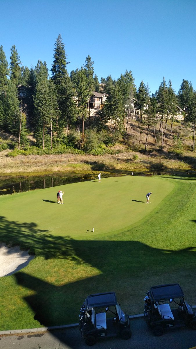 So glad <a href="/RichardZokol/">Richard Zokol</a> has been doing hits on @TSN1040 about <a href="/predatorridge/">Predator Ridge Resort</a>.  This place is absolutely ridiculous and I haven't even hit any balls yet.  Thanks for sharing this gem with us.