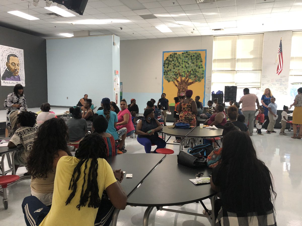 Napier_MNPS's tweet photo. Our First Family Supper was a huge success. MDHA shared amazing news - every student at Napier Elementary gets a laptop for home use. https://t.co/OHfA3Te0Md