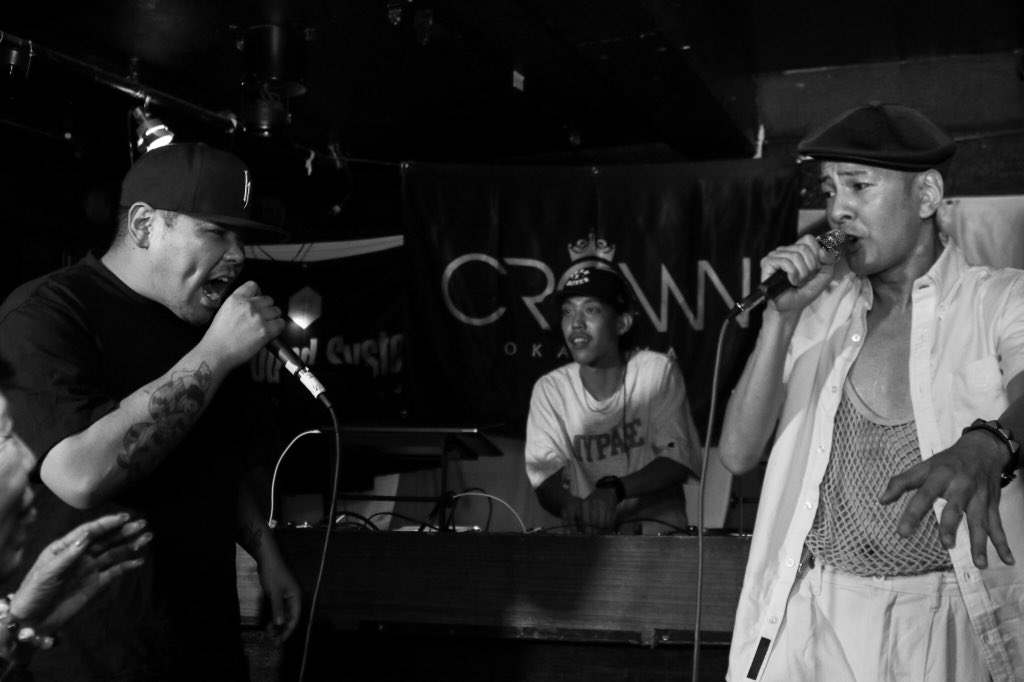 J_REXXX1986's tweet photo. 誰が呼んだかタイマンチーズ🧀
俺たちゃタイマンチーズ🧀
#oldschool
#clubcrown
#earthsound
#recordlive
#オカヤーマン
#theタイマンチーズ
@benizakura_pgp
@NORIEARTHSOUND https://t.co/uVldif4zfe