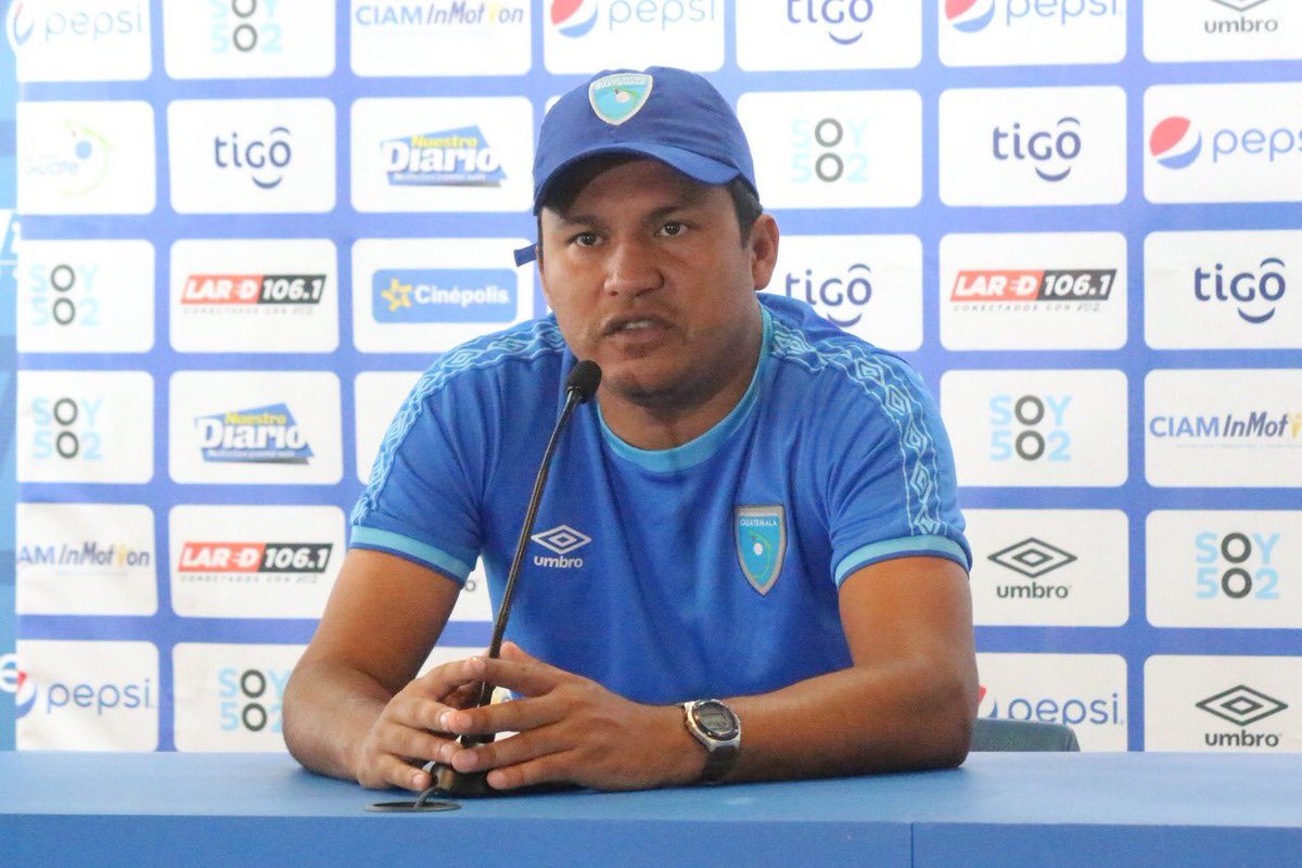 ¡GUATEMALA! 

Esta es la lista para enfrentar a Anguila y Pto. Rico: Hagen, Jerez, Sosa, Gallardo, Pinto, Gordillo, M. López, S.Robles, Yanes, Pineda, De león, Aparicio, Saravia, Márquez, Matta, Galindo, Ceballos, Martínez, Vargas, Santeliz, J. Martínez, Altán y Guerra.