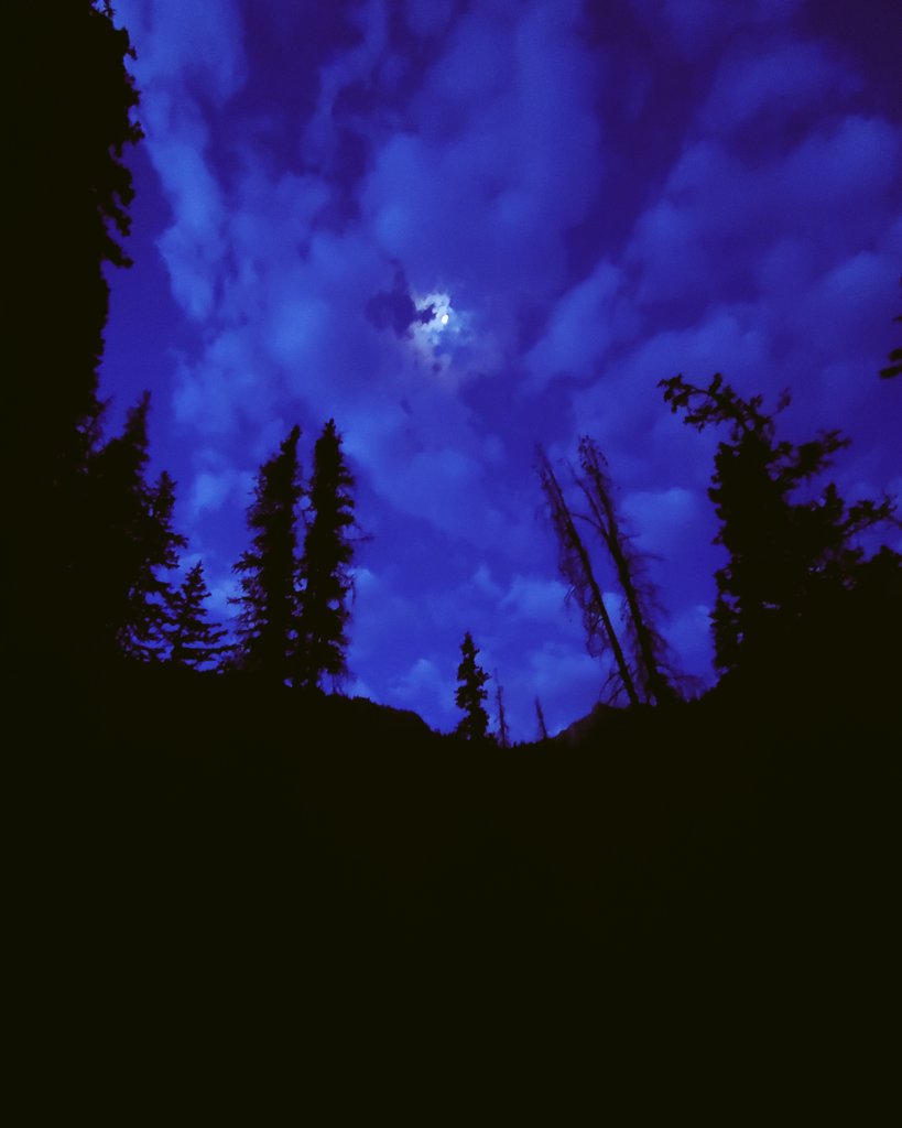 paulwidman's tweet photo. Dawn at Lake Verna, Rocky Mtn Nat Park. Time to head home.☹ #RMNP https://t.co/KRJlQjkf5i