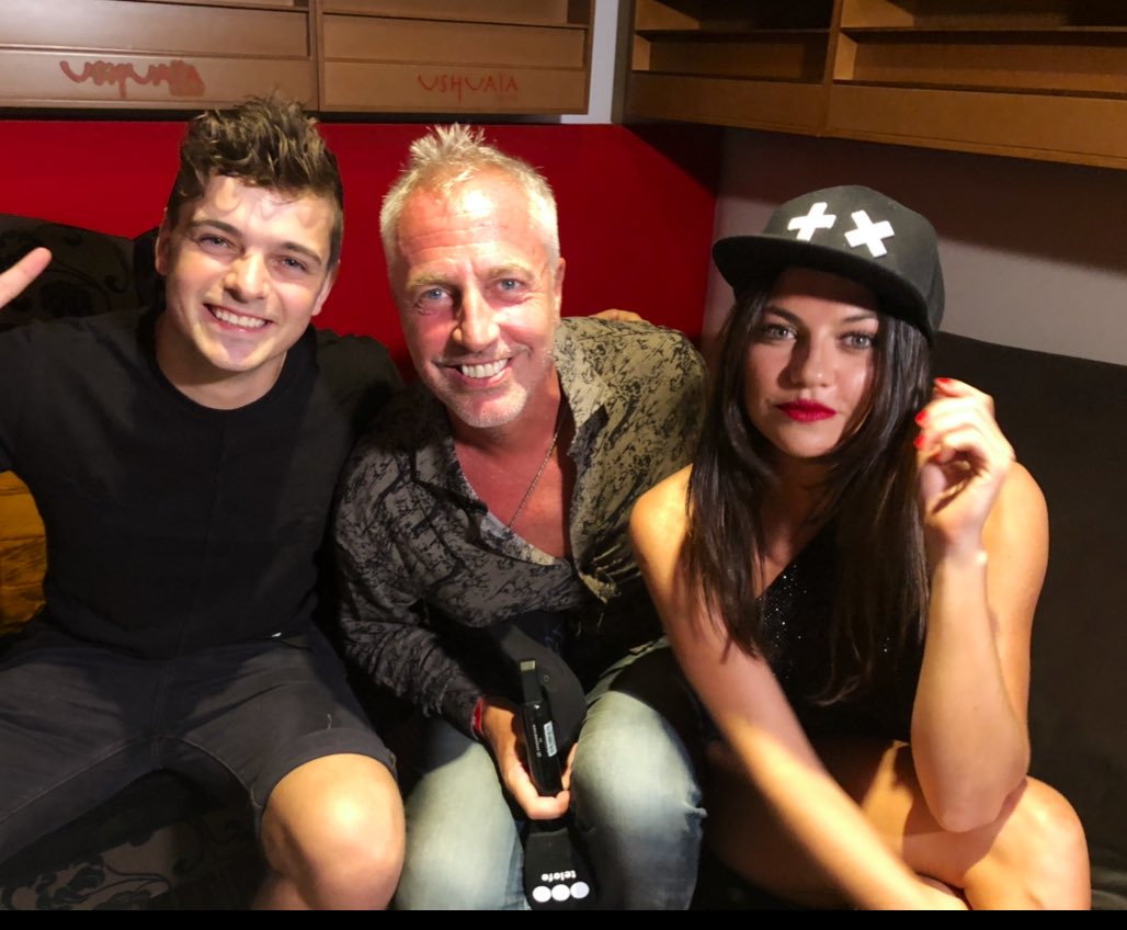martinbbto_'s tweet photo. GENTE Martin fue entrevistado por Marley en su programa, y mi bb dijo que pronto viene a Argentina LLORO https://t.co/80qnd3IEvA