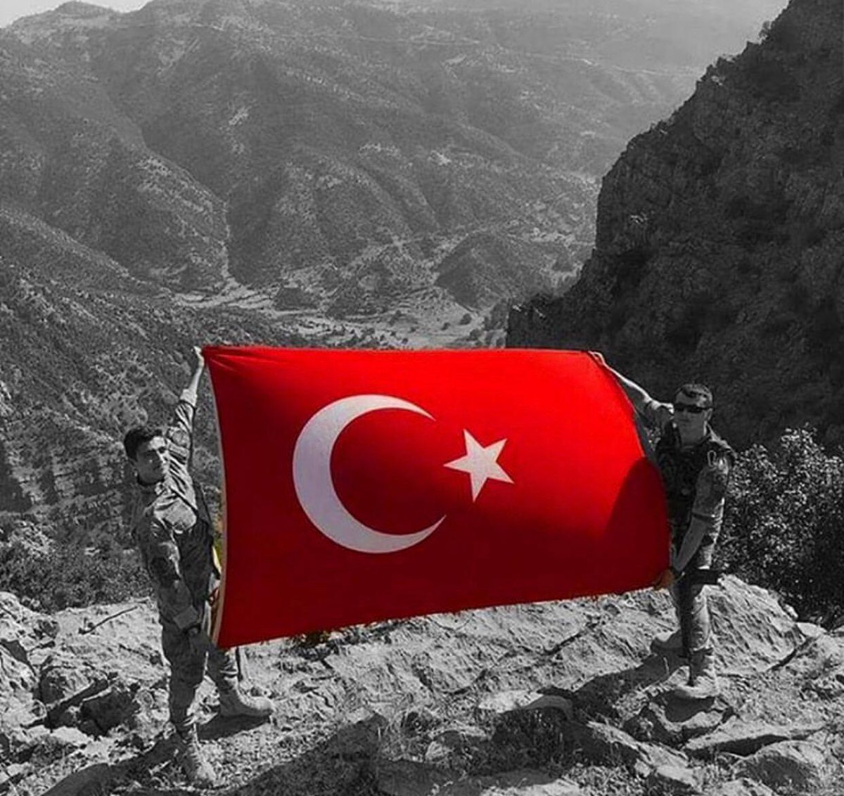 @EmineGze2 @Guenes03_RTE @ftm_shn @ozlem_G68 @GokyurtO_2 @zeycakk @Tek_Vatan12 @1453_geylani @mutlu_col @gulsummozden @Karafedaii @Aksakalli_MRT @akbasmarkt @MuCiZE_RTE @unnaman61 @Yalcin1940 @YusufeymenAk @halilbayrakli61 @naz_vuslat @cuneytbulas @cool_sivas @iek21341 @figennnil @fahinursezer1 @durduraks @DoanKasif @RTErdogan @omergoze_5528 @Agon_Digon @bnymbzkr63 @emine_guclu1 @Bay_x1453 @dr__uveys1 @AvErcanEZGN @Kendimce_ben @kadiryalnz55 @kinalicool34 @Kaplan19rt @abdurrahman_sng @ahmetcoskun511 @sevdaakd @gundogan_reisrt ALLAH BİZİM LE 
R TAYİP ERDOĞAN 
DAVASIDA VÂTAN 
VANANIMIZA 
CANIM KURBAN 
VATAN SEVMEK İMANDAN 
BÂŞKOMUT ANN
ÖLÜMÜNE DAVAN DAVAM 
TÜRKİYEM 
ORTA-DOĞU YÂ YOLUMUZ 
ALLAHADIR YÖNÜ MÜZ