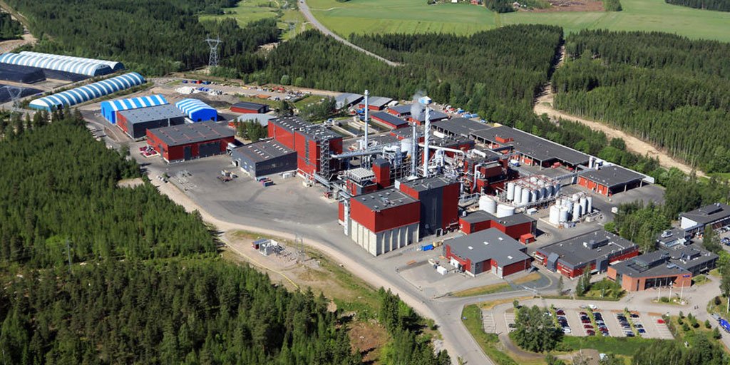 Fortum_Oyj's tweet image. Miksi saman ympäristöluvan saa Hollannissa kahdeksassa kuukaudessa mutta Suomessa kahdessa vuodessa? Uudella hallituksella on mahdollisuus tehdä todellinen ympäristöteko ja korjata kiertotalousinvestointien lupaprosessi. @KalleSaarimaa #ForTheDoersBlog  fortum.fi/tietoa-meista/…