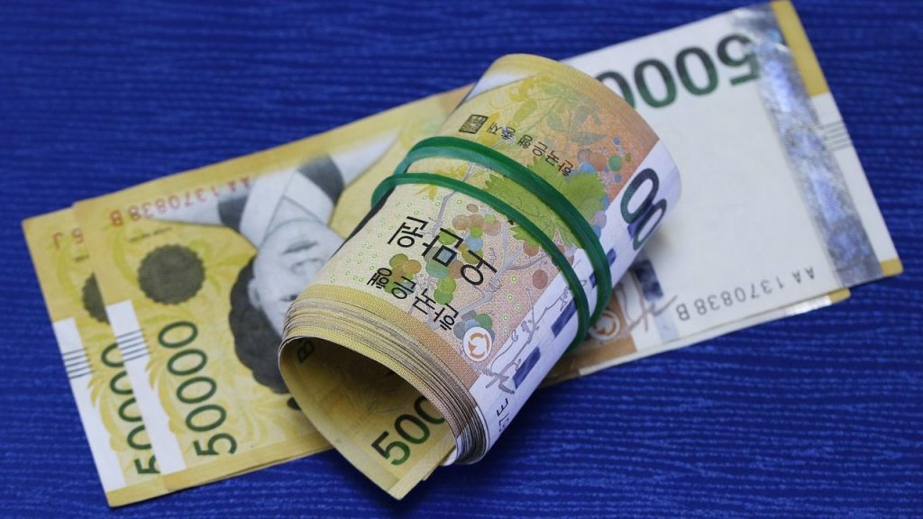 FunFunkorea1's tweet image. 韓国のお年玉事情！在住経験者に聞く8つの文化！ #韓国 #韓国好き #韓国語勉強 #韓国語 #韓国すきな人と繋がりたい #韓国旅行 funfunkorea.net/new-year-gift/