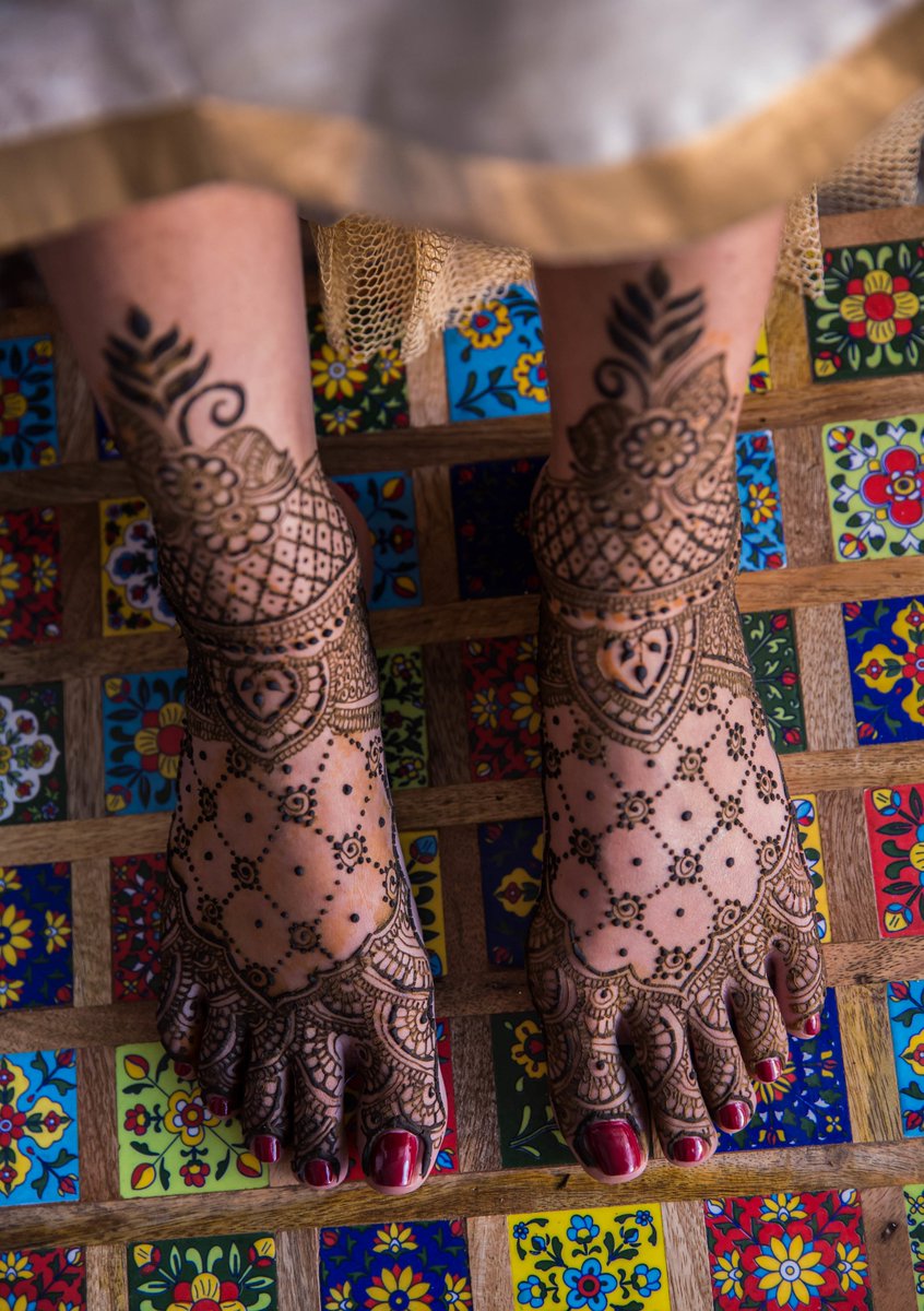 DesignsMehandi's tweet photo. Check out Trendy Bridal Leg Mehndi Designs by our Mehndi Artist Vandana Sharma

Have a look here :- https://t.co/f8hzyMaSmo

#mehndi #mehndiartists #art #heena #bridal #original #mehndidesigns #legmehndi https://t.co/iI0ci2OyJE