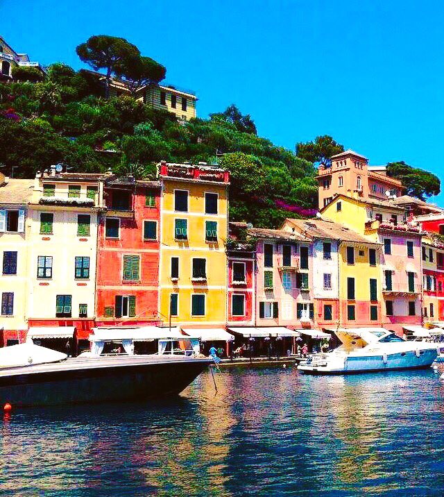 #portofino #Italy #italia #italie #italien #riviera #moviset #instaitalia #loveitaly #igitalia #italytravel #italyiloveyou #italytrip #gaytravel #photography #italygram La Dolce Vita 🇮🇹@I__Love__Italy @Italia @dcq_italia @Essentialitaly @CNTraveler @ItalyMagazine @ILoveLGBTTravel