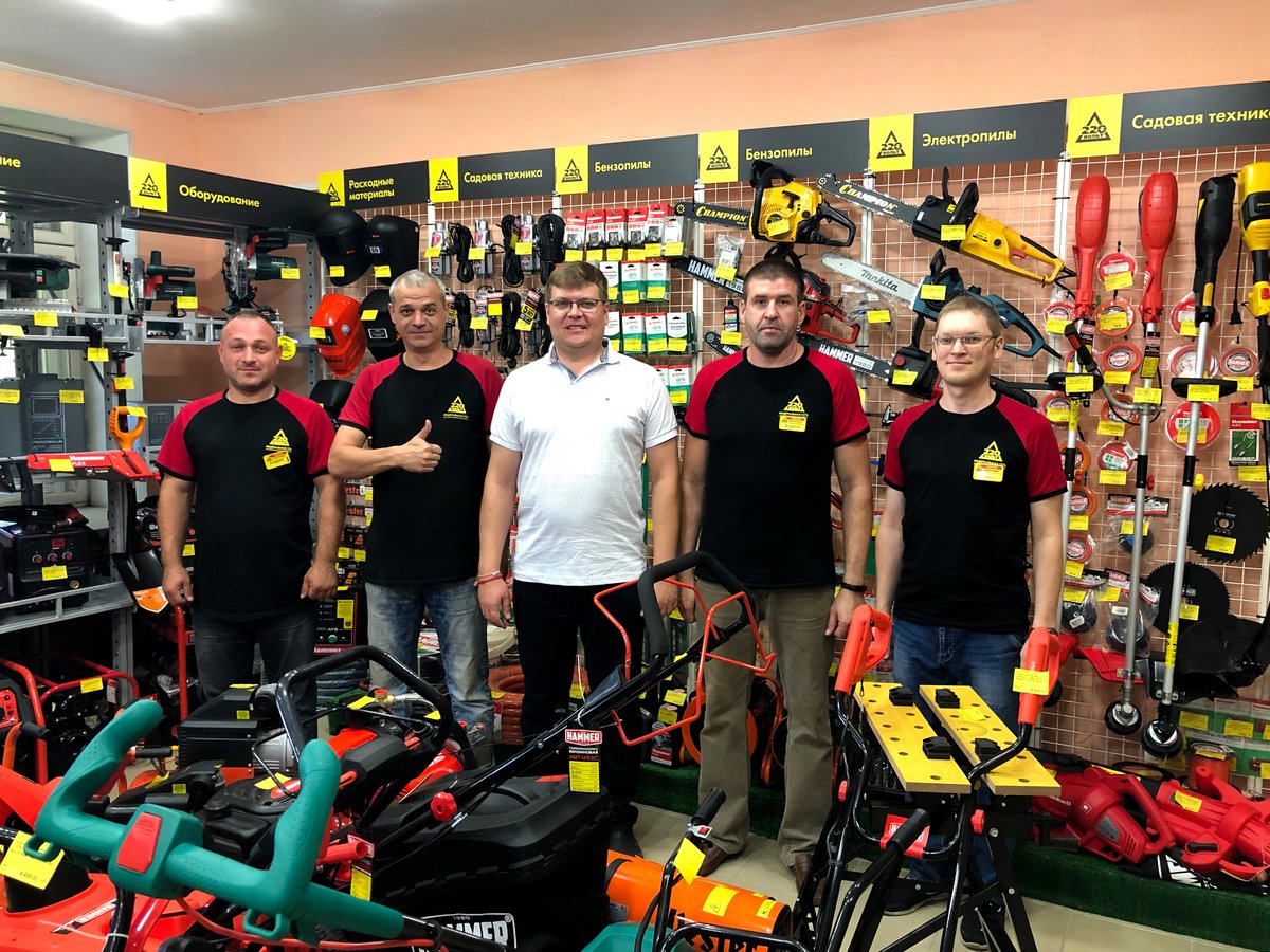 likevolt's tweet image. Этот франчайзи @likevolt получил эксклюзивное право на бренд сразу в двух регионах: Алтайском Крае и Республике Алтай.  В планах партнера открытие 7 магазинов. Сегодня работают уже 2 точки. Интервью по ссылке franchise.220-volt.ru/blog-article/1…