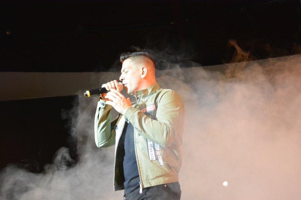 AudReformaPue's tweet photo. El #ÍntimoExa nos dejó alucinados con la participación de @yahirmusic.🎤🎼@exafmpuebla941 

#AuditorioDeLaReforma https://t.co/qpajtC4xDp