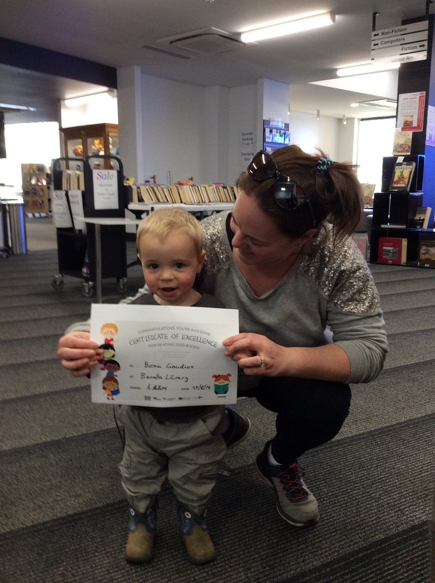 Congratulations to Beau and Mum for finishing 1000 Books Before School. well done!! 👍