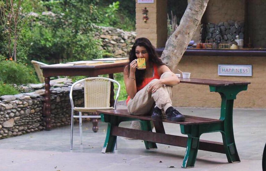 shatakshi_1's tweet photo. Come here you big, brewtiful mug of coffee βοΈ
#LifeBeginsAfterCoffee #ButFirstCoffee #FallInCoffee #CoffeeAddict #HappinessIsCoffee #SoulitudeByRiverside #ThrowbackThursday π https://t.co/YfAOXi5Le7