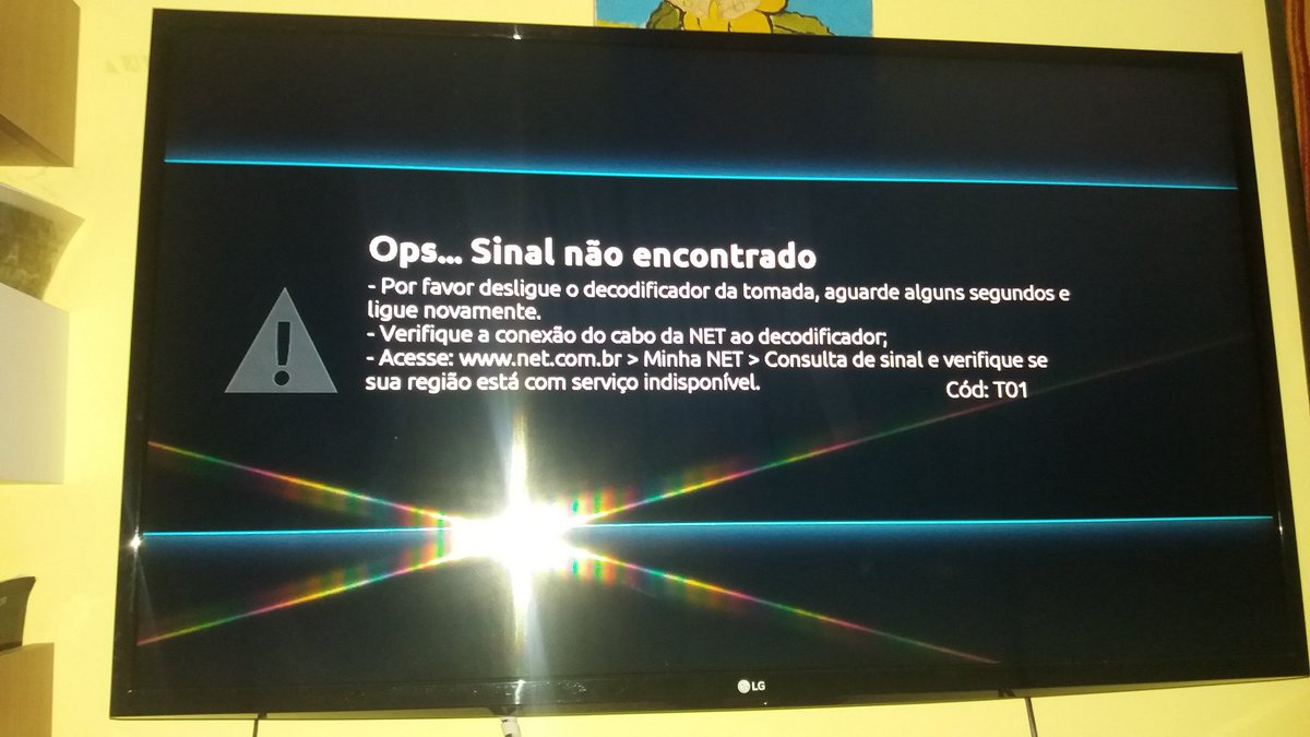 little_naya's tweet image. Então a pessoa tá assistindo suas séries e de repente a Internet cai, então a pessoa acha q o problema é na Netflix e resolve assistir TV "normal" e se depara com isso... @NETatende some essas horas pra resolver o problema...@anatel_oficial @proconspoficial #Netlixo 😡