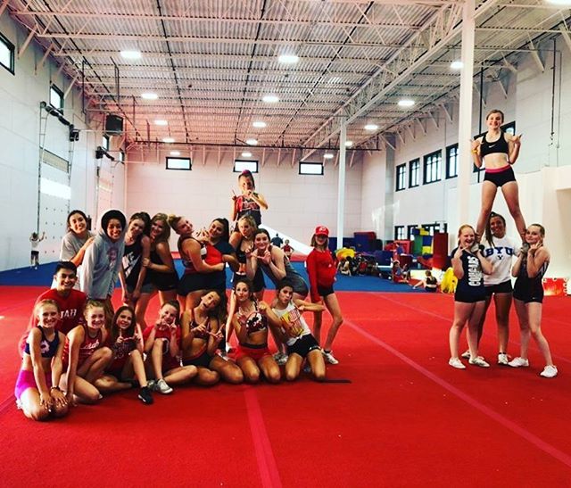 utahfusion's tweet photo. It’s nice to see a few BYU fans in the gym... #coughcough #butisit #canyoutellwhoirootfor #fusionswag #fusionsirens https://t.co/JMbVqJSwZ7 https://t.co/mPVD5w8piu