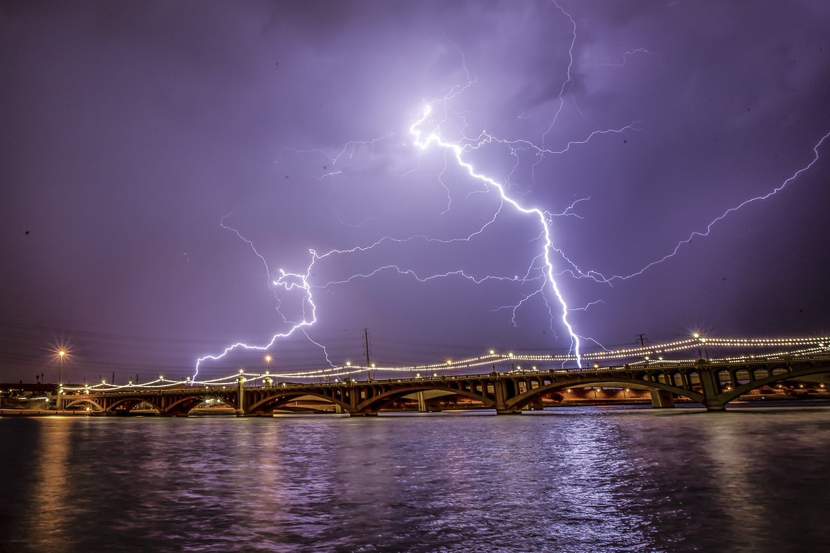 Finally some lightning in Tempe! #azwx
