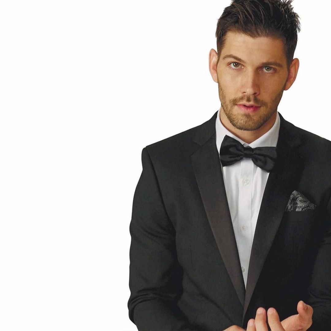 ReadingBrunette's tweet photo. Day 28 - Casey Deidrick
β¦β¦........................
#KBromberg #DrivenSeries #DrivenBooks #DrivenMovie #Passionflix #Passionflixmovies #Book #coltondonavan #Ace #IRaceYou #ColtonAndRylee #caseydeidrick #30DaysOfDriven https://t.co/HIiLmDVWQf