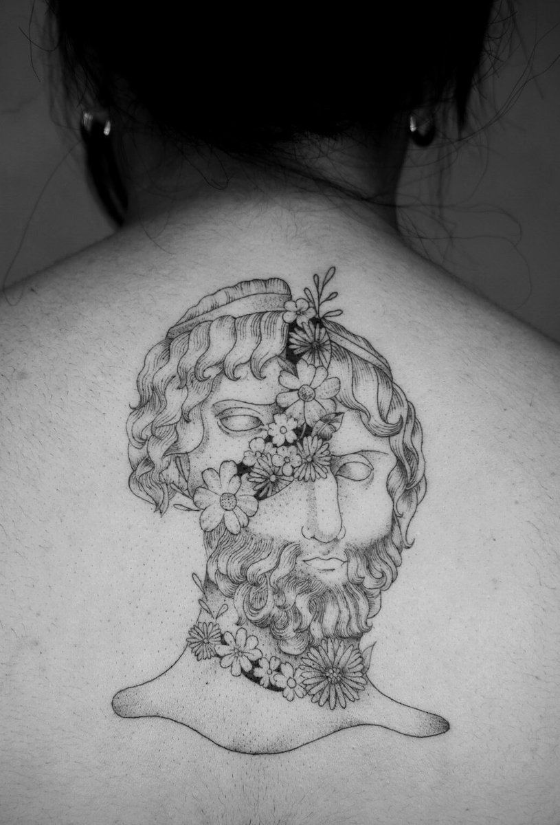 thatsedoublem's tweet photo. (reuploaded; got deleted accidentally)

"Hades to Persephone Haiku" ✨

Amidst deepest hells
Abloom gardens, entwined hands 
The earth burns beneath

ink by Kuya Jello, OG artwork by @paulina_arianna ✨🖤 https://t.co/kQqg5dycvV