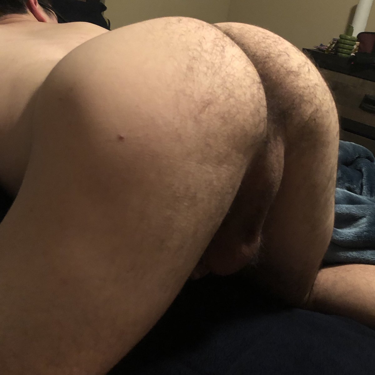Jdongle113's tweet photo. It’s been a while, have some butts lmao https://t.co/9bT4C4hiea