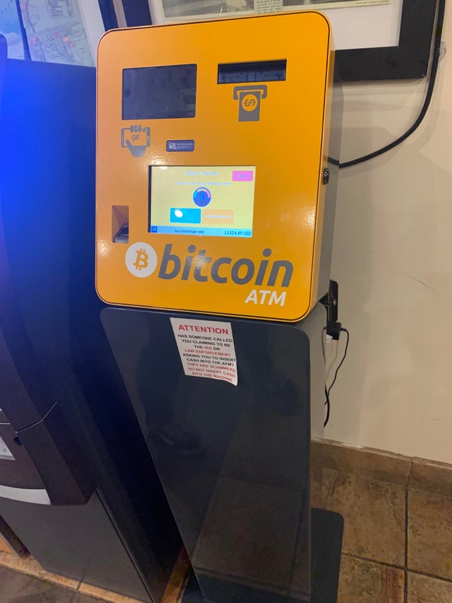 Another #Bitcoin ATM been found near a pizza restaurant